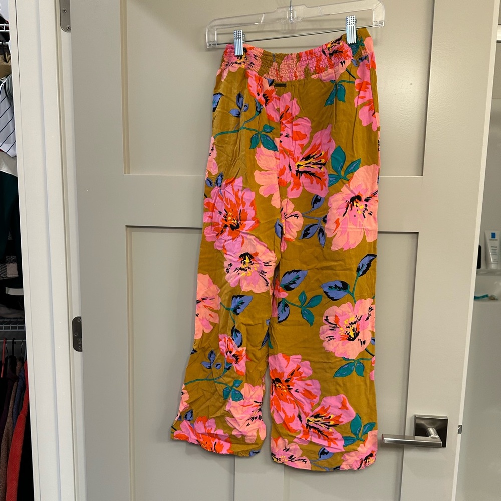 Billabong pants